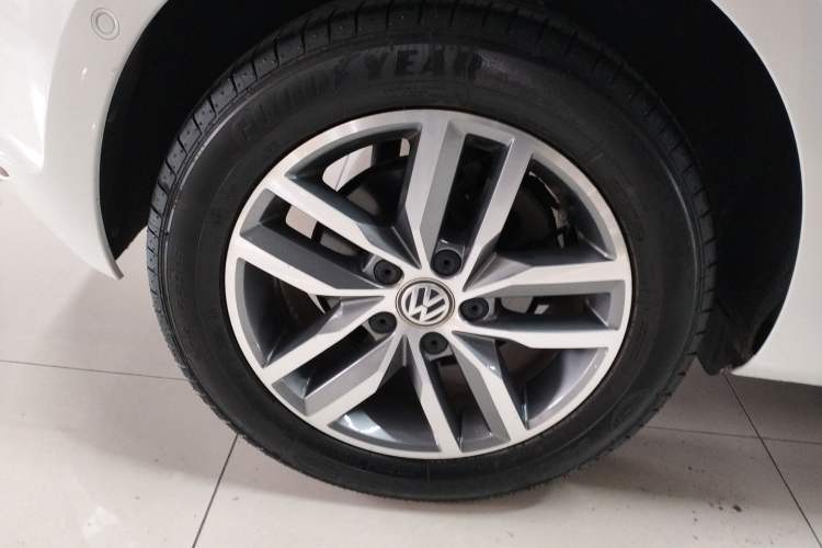 Used Volkswagen Golf 2017 230TSI Automatic Luxury Million-Vehicle Commemorative Edition