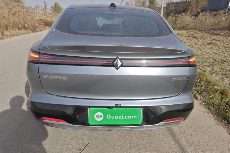 Used Baojun Enjoy 2025 Plug-in Hybrid 140km Luxury Edition
