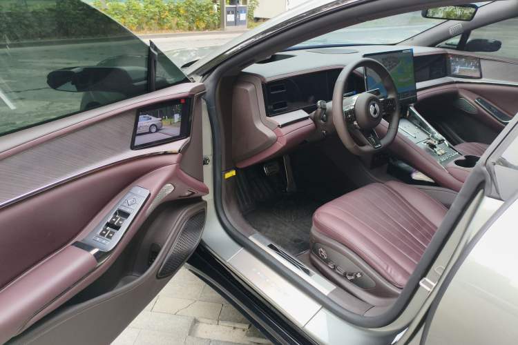 Used Denza Z9GT 2024 1100 Four-Wheel Drive Ultra Version
