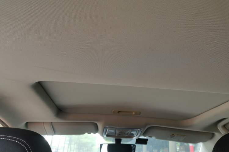 Used Geely Auto Vision X6 2016 1.8L Manual Luxury Edition
