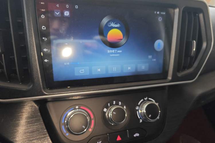 Used Chana Ruixing EM80 2025 Cargo Version Standard 2-Seater 300 km Side-Hinged Doors
