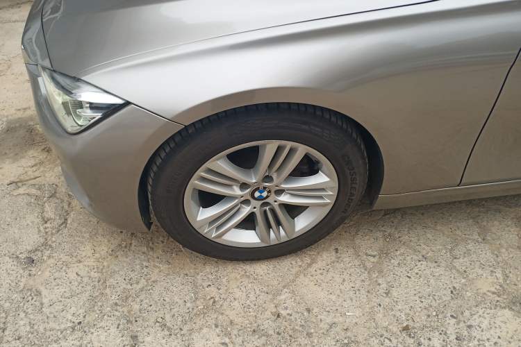 Used BMW 3 Series 2017 320Li Fashion Model
