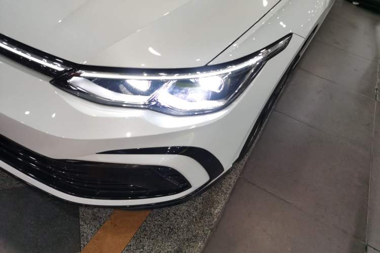 Used Volkswagen Golf 2023 Facelift 280TSI DSG R-Line