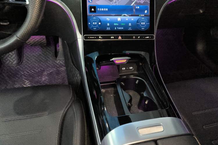 Used Mercedes-Benz C-Class 2024 Facelift C 260 L Night Edition Sport Version
