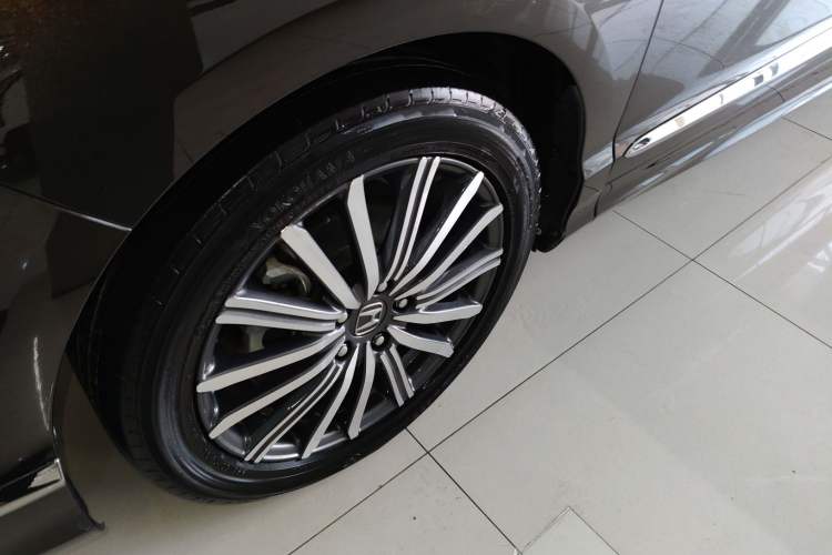 Used Honda Elysion 2022 2.0L eHEV Prestige Edition
