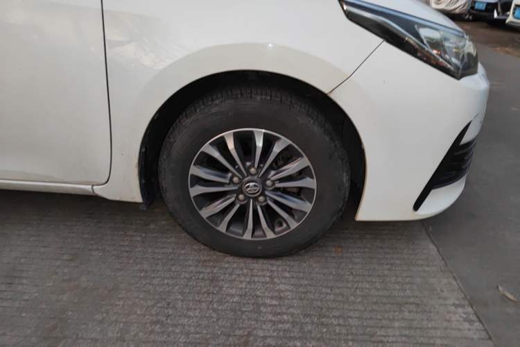 Used Toyota Corolla 2017 Revised Version 1.2T S-CVT GL