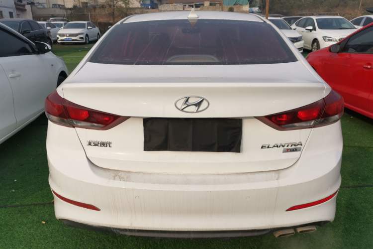 Used Hyundai Elantra 2018 1.4T Dual-Clutch Xuan Dong · Dynamic Edition
