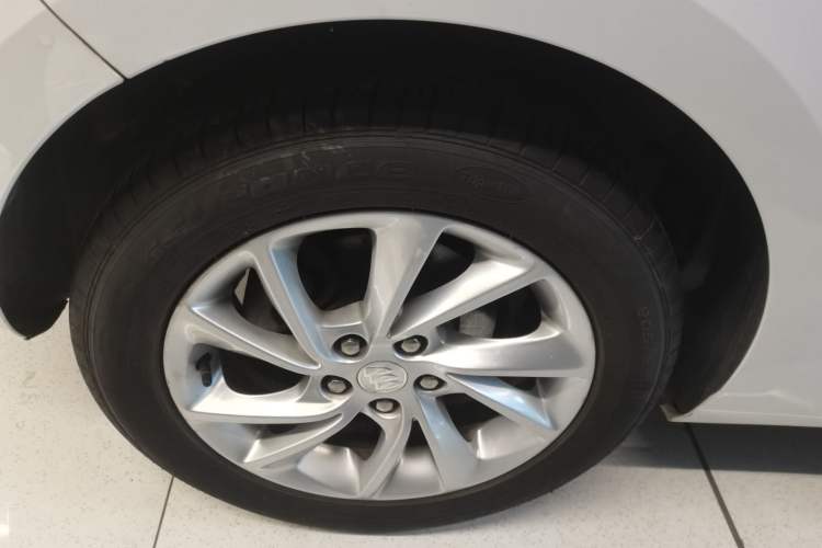 Used Buick Verano 2016 Hatchback 15S Automatic Leading Model
