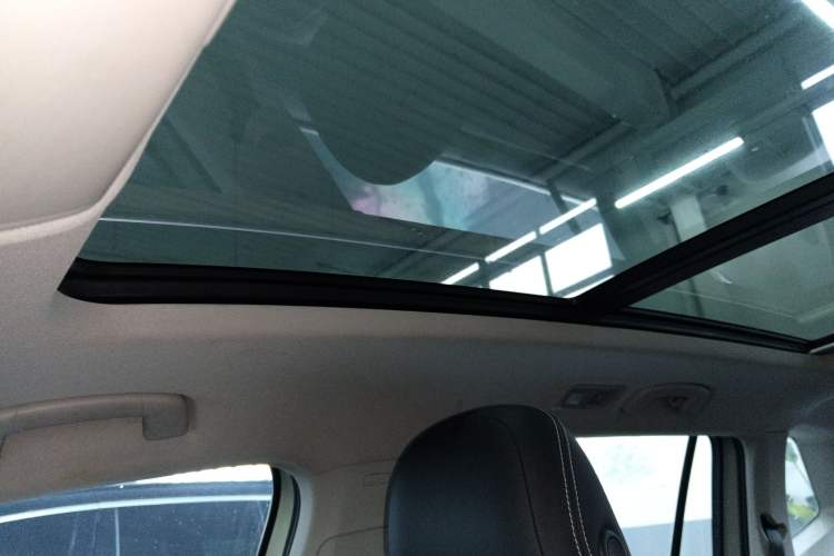 Used Volkswagen Tiguan L 2017 330TSI Automatic Two-Wheel Drive Flagship Edition
