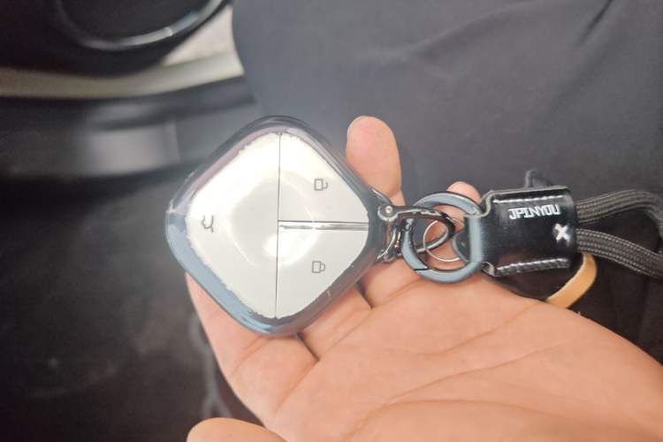 Used Wuling Bingo 2023 333 km Lingxi Connected+ Version
