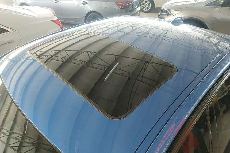 Used BMW 3 Series 2018 320Li Leading Model M Sport Package