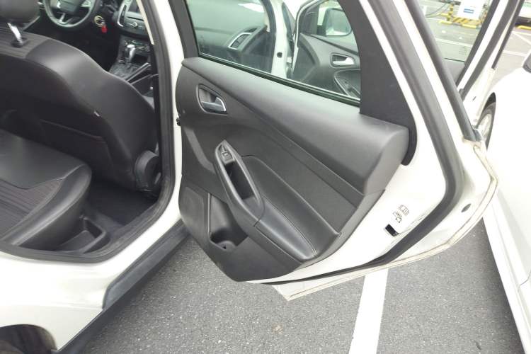 Used Ford Focus 2018 Hatchback Classic EcoBoost 180 Automatic Elite Model