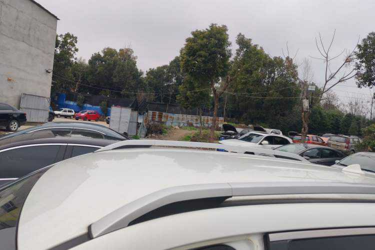 Used Dongfeng Aeolus AX7 2015 2.0L Automatic Zhiyue Version
