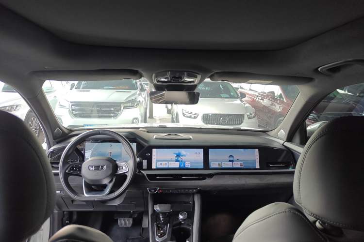 Used Geely Auto Monjaro L 2024 2.0TD High-Power Automatic Two-Wheel Drive Skyline Edition
