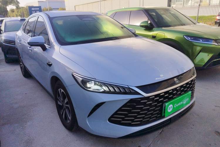 Used BYD Qin PLUS 2025 DM-i Smart Drive 120KM Superior Model
