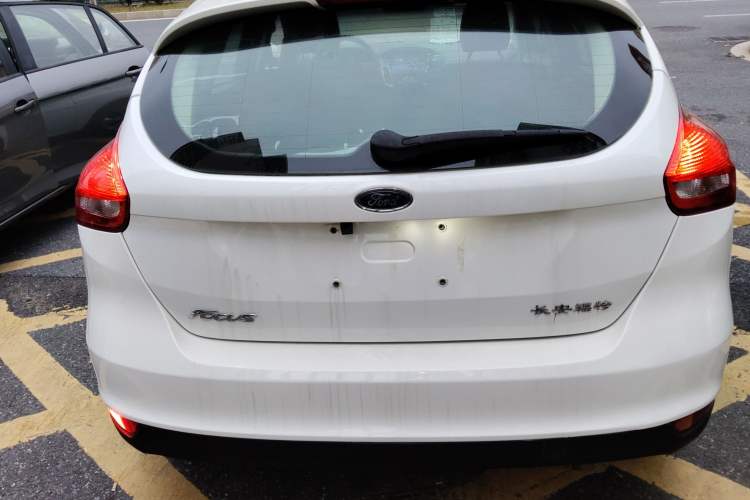 Used Ford Focus 2015 Hatchback 1.6L Automatic Comfort Model
