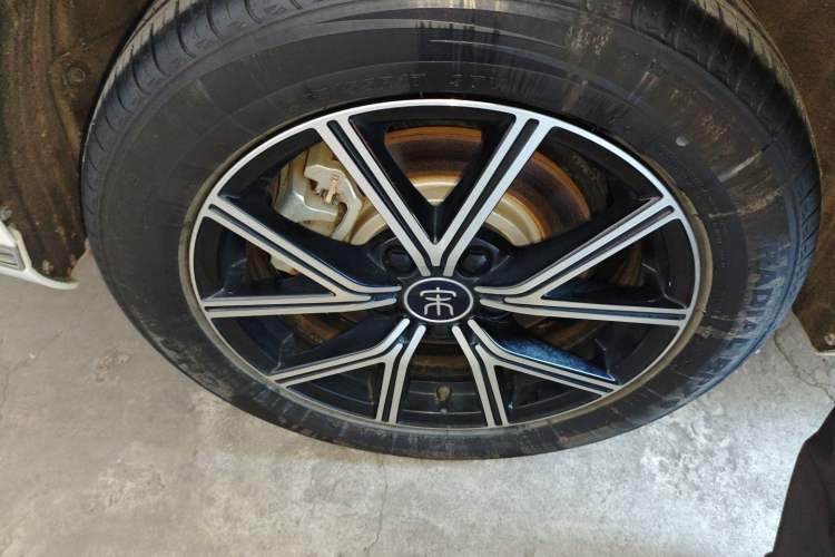 Used BYD Song MAX New Energy 2022 DM-i 105KM Flagship Model
