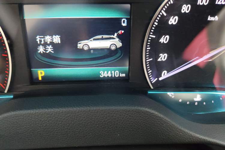 Used Buick Excelle GX 2018 18T Automatic Elite Model
