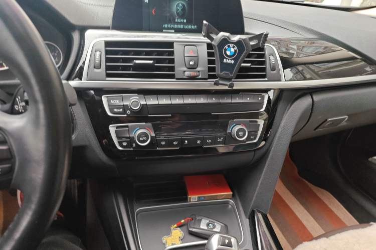 Used BMW 3 Series 2018 320Li Fashion Model
