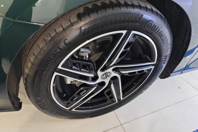 Used MG 7 2023 1.5T DCT Luxurious Supreme Edition
