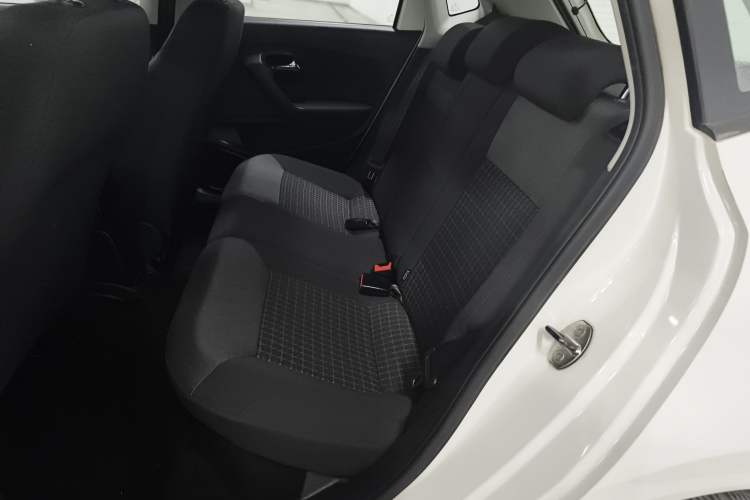 Used Volkswagen Polo 2014 1.6L Automatic Comfort Edition
