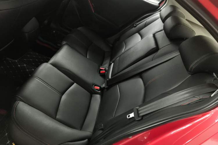 Used Mazda Mazda 3 Axela 2017 Sedan 1.5L Automatic Comfort Model Emission Standard China V
