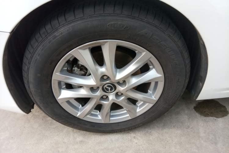 Used Mazda Mazda 3 Axela 2017 Sedan 1.5L Automatic Luxury Model Emission Standard China V
