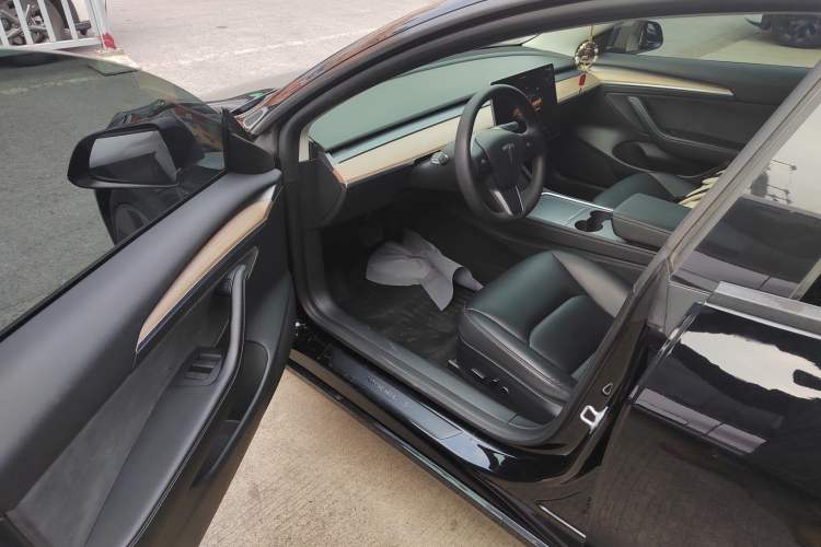 Used Tesla Model 3 2022 Rear-Wheel-Drive Version
