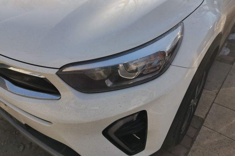 Used Kia kx1 Stonic 2021 1.4L CVT Fun Edition
