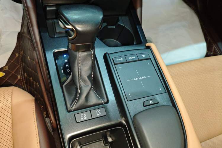 Used Lexus ES 2020 260 Excellence Edition
