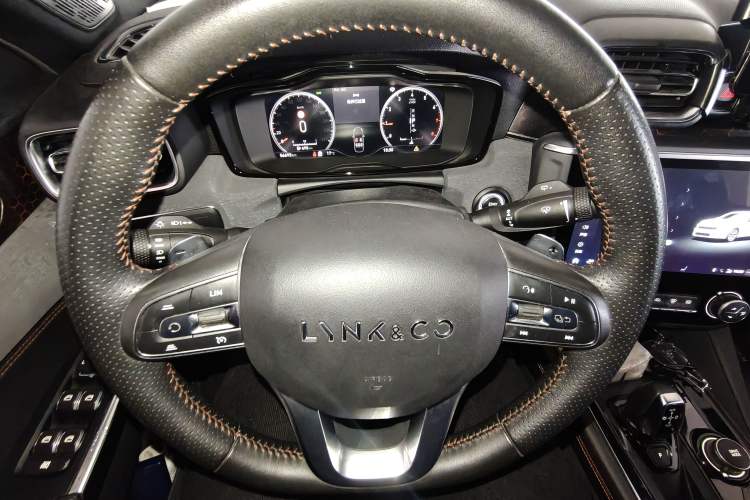 Used Lynk & Co 03 2020 1.5TD DCT JingPro Edition
