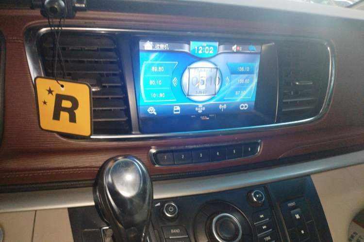 Used Buick GL8 2015 2.4L Luxury Business Premium Edition
