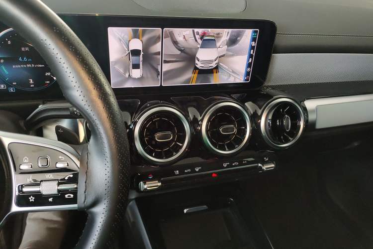 Used Mercedes-Benz GLB 2023 Refresh GLB 200 Fashion Edition
