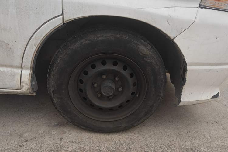 Used Jinbei Express 2020 2.0L China VI Standard Practical 6-Seater G6P-5 1TZS
