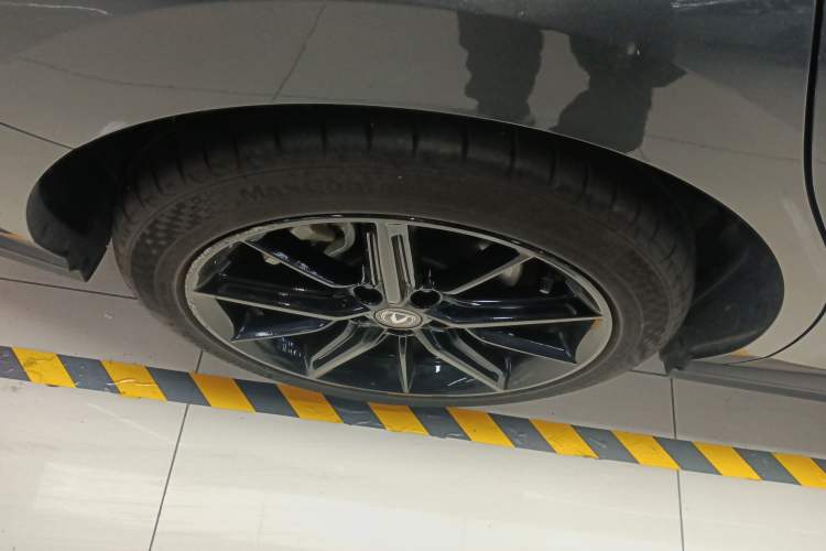 Used Changan UNI-V iDD 2023 ZhiDian iDD 1.5T 113km Smart & Fun Version