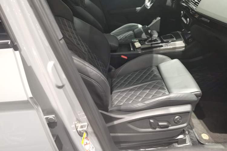 Used Audi Q5L Sportback 2022 40 TFSI Fashion Model
