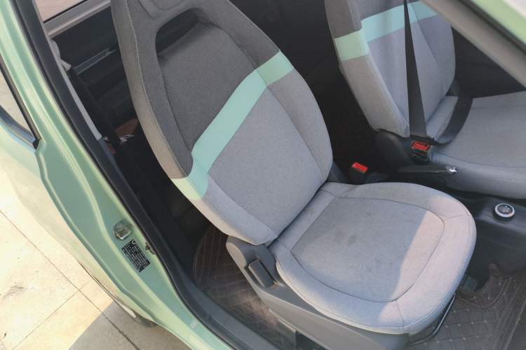 Used Wuling Hongguang MINIEV 2021 Macaron Fashion Model Lithium Iron Phosphate
