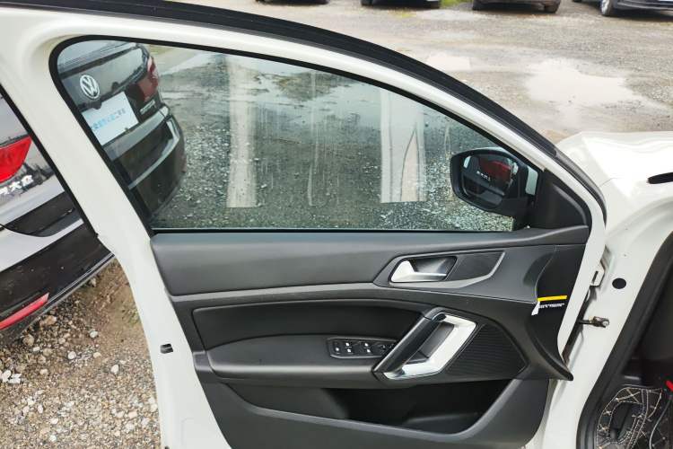 Used Peugeot 408 2015 1.2T Automatic Luxury Edition