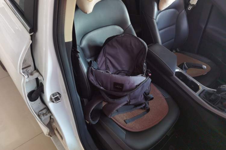 Used Geely Auto Emgrand GL 2018 1.8L Manual Elite Smart Connectivity Version
