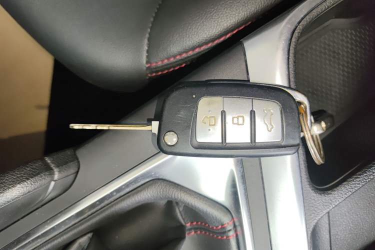 Used Geely Auto Vision X3 2021 PRO 1.5L Manual Elite Model