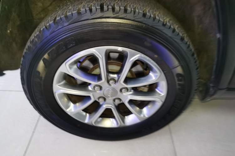 Used  Grand Cherokee 2014 3.0L Comfort Navigation Edition
