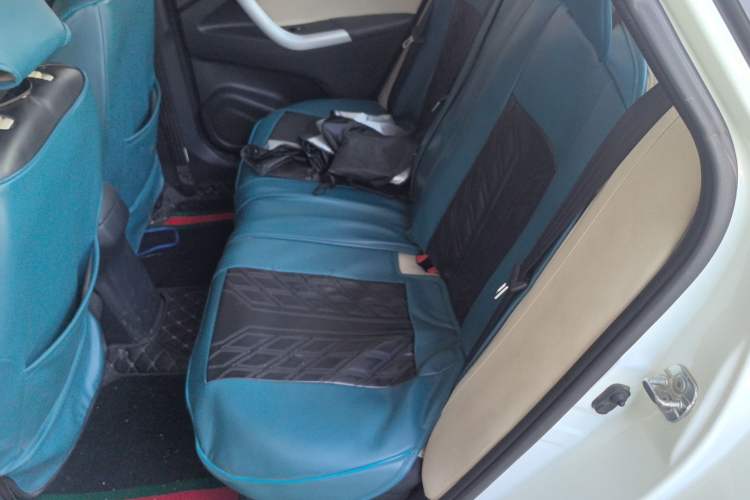 Used Changan Alsvin V7 2016 1.6L Manual LeShang Model China V Standard