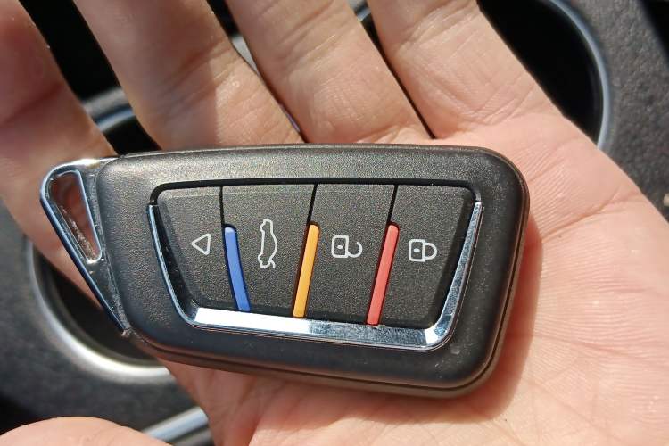 Used Kia KX5 2017 1.6T Automatic Two-Wheel Drive 15th Anniversary Special Edition DLX