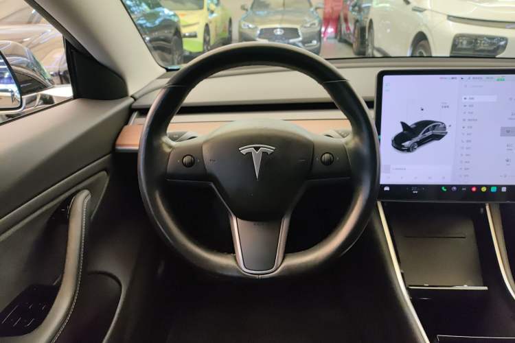 Used Tesla Model 3 2019 Long-Range Rear-Wheel-Drive Version
