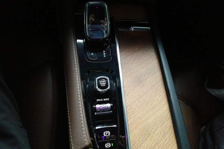 Used Volvo XC90 2021 B6 Zhiyi Luxury Edition 7-Seater
