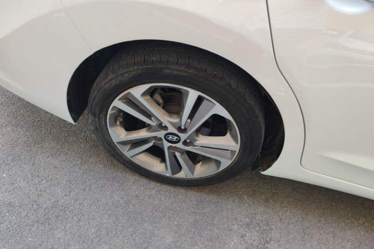 Used Hyundai Elantra 2016 1.6L Automatic ZhiXuan – Elite Version
