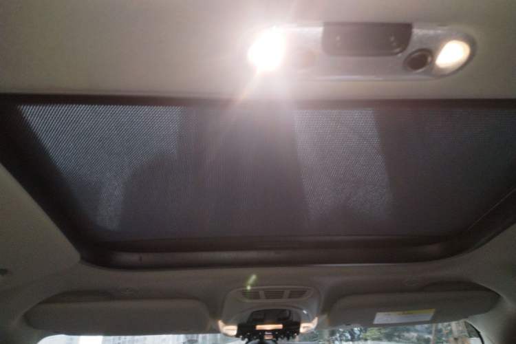 Used  MINI 2018 1.5T COOPER Classic Edition Five-Door Version
