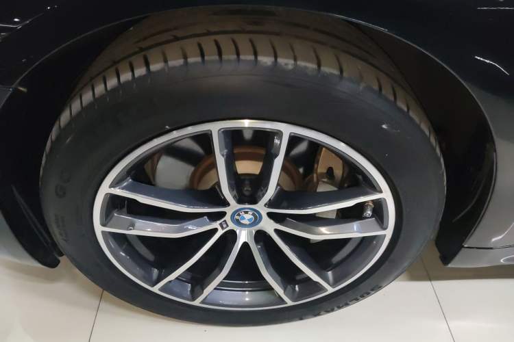 Used BMW 5 Series New Energy 2022 Second Facelift 535Le M Sport Package
