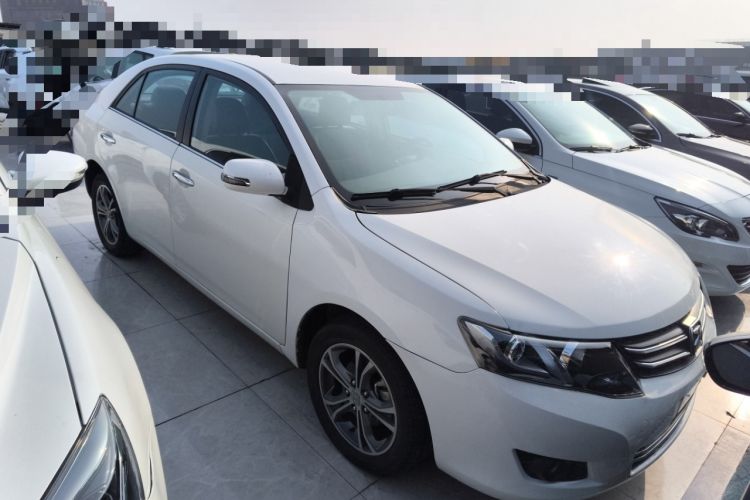 Used Zotye Z300 2014 1.6L Urban Edition Automatic Luxury Model
