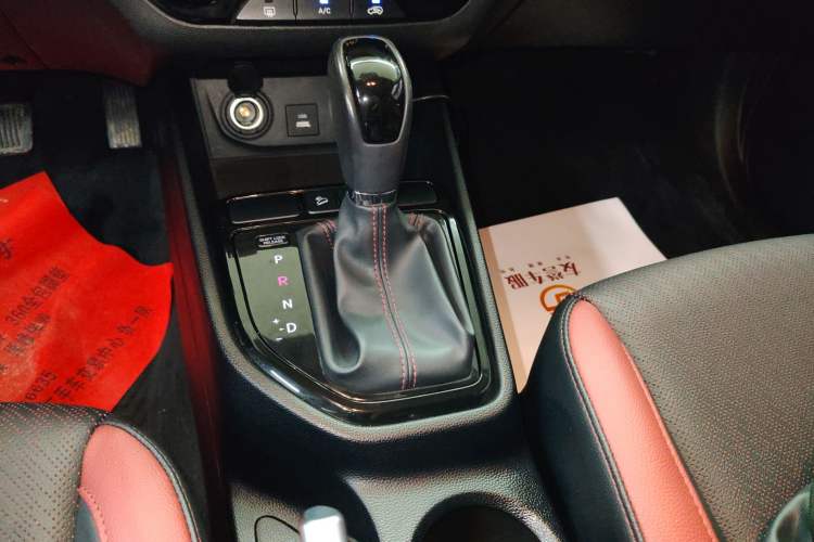 Used Hyundai ix25 2017 1.4T Automatic Smart Version
